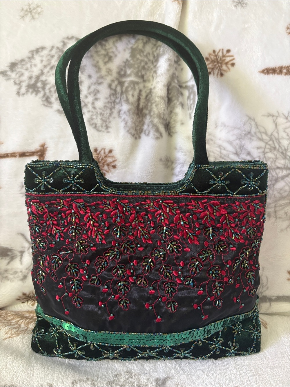 Embroidered sequins beads Velvet mix media 2 handle hand/shoulder Bag Green Red